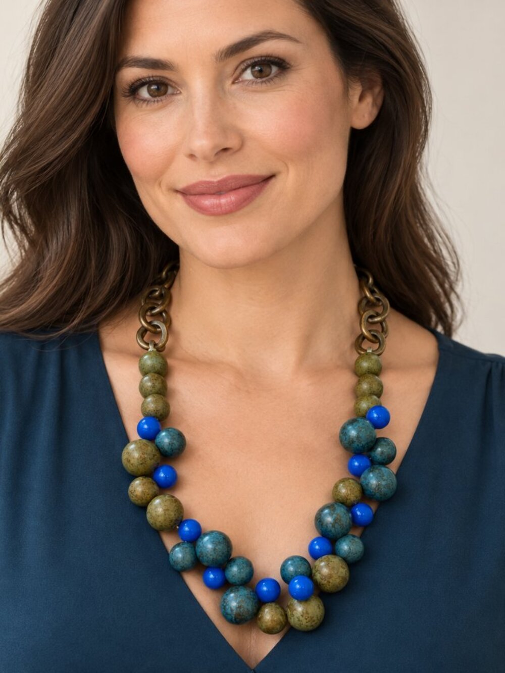 Vintage Chunky Blue Green Beaded Statement Necklace Retro Chain Bib Jewelry